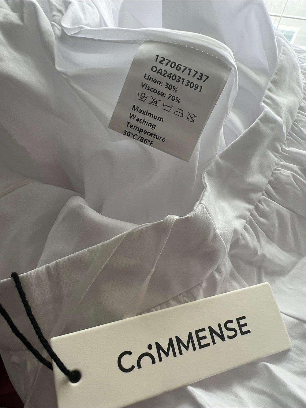 Commense White Maxi Skirt Flowy Elegant- Dress it dress it down - Picture 5 of 7